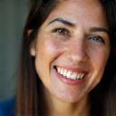 Portrait de Mina Elbaz, chargée de communication